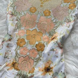  A  025 A AMAL ORANGEWHITE HIGHNEACK 